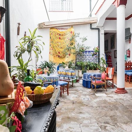 Hostel Patio 19 Malaga Luaran gambar